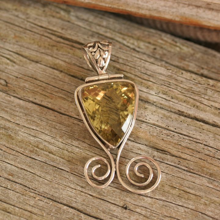 Lemon Topaz Silver Pendant - silver-jewelry.co.uk 