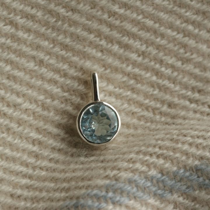 Round Blue Topaz Silver Pendant - Blue Topaz Silver Jewellery